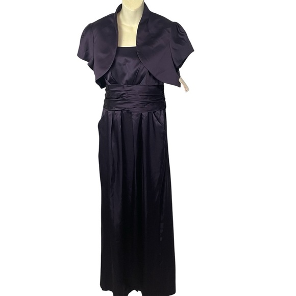 David's Bridal Purple Strapless Formal Dress with Jacket Size 10/12 column - Picture 1 of 16